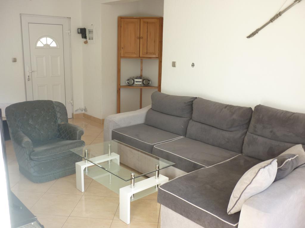 Apartment Nikola Pucisca